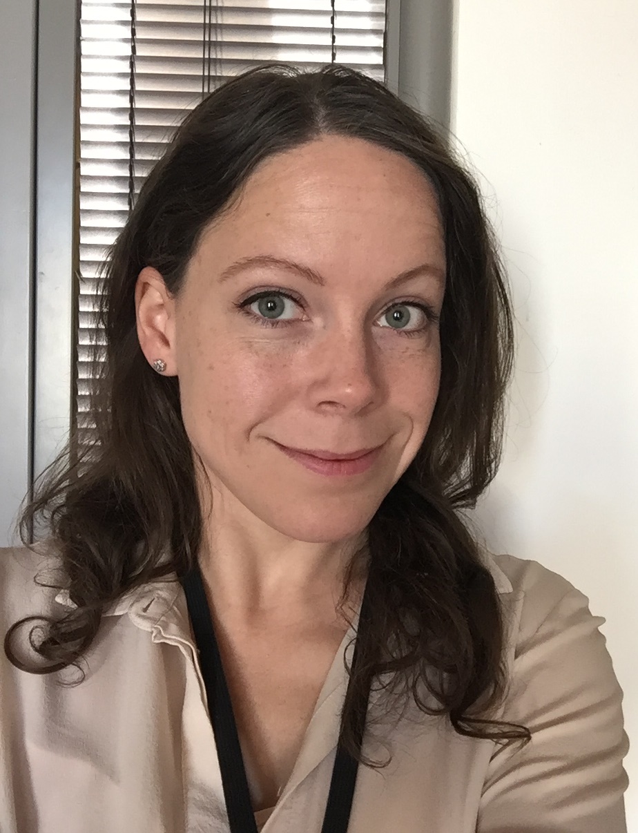 Caroline Stokke style=